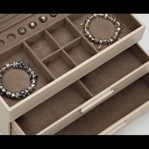 Jewelry - Wolf Sophia Jewelry Box Brand New Jewelry - Wolf Sophia Jewelry Box Brand New